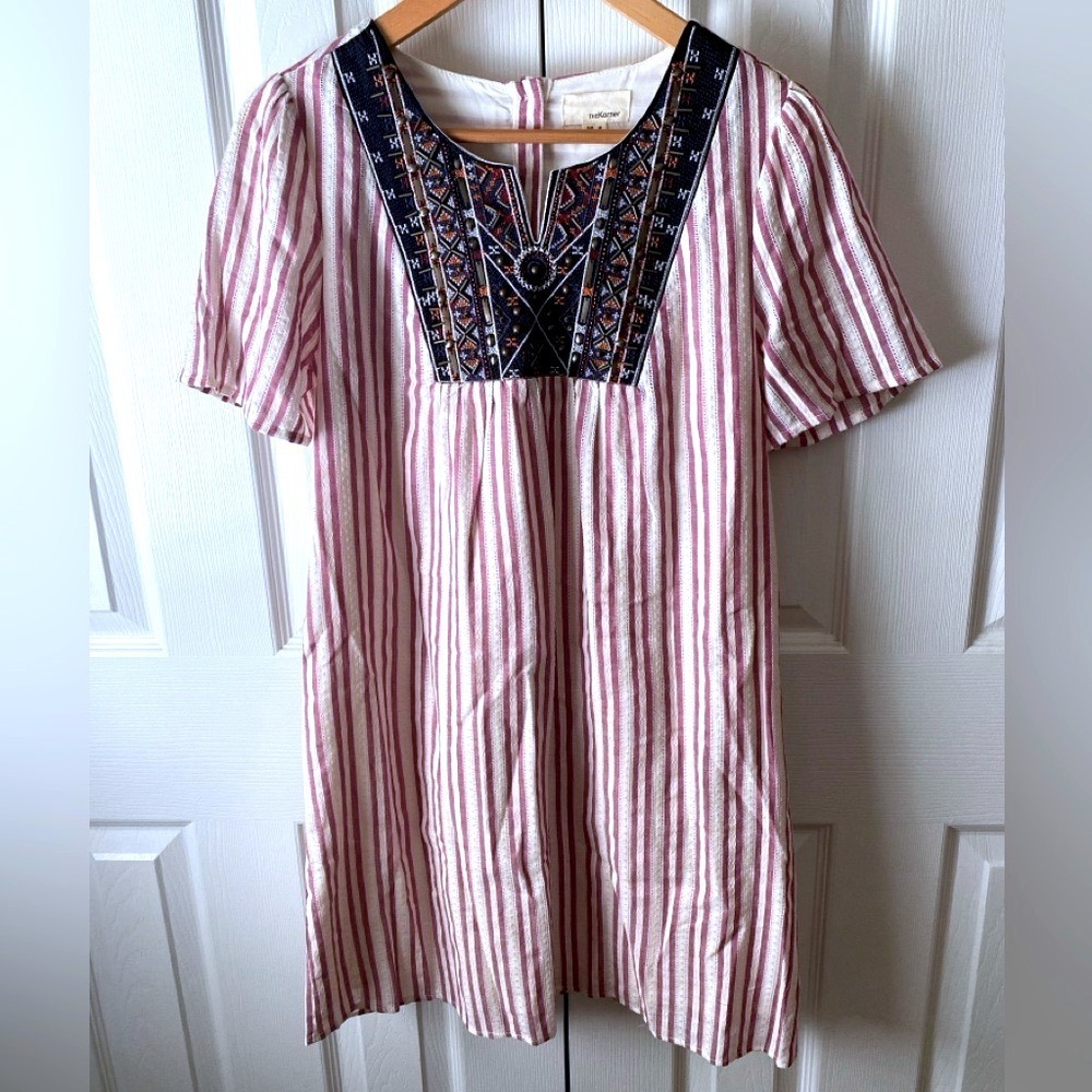 The Korner Red/White Striped Embroidered Bead Boho Notch Neck Shift Dress S